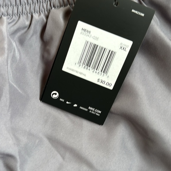 NWT XXL Nike Grey athletic shorts - Picture 2 of 2